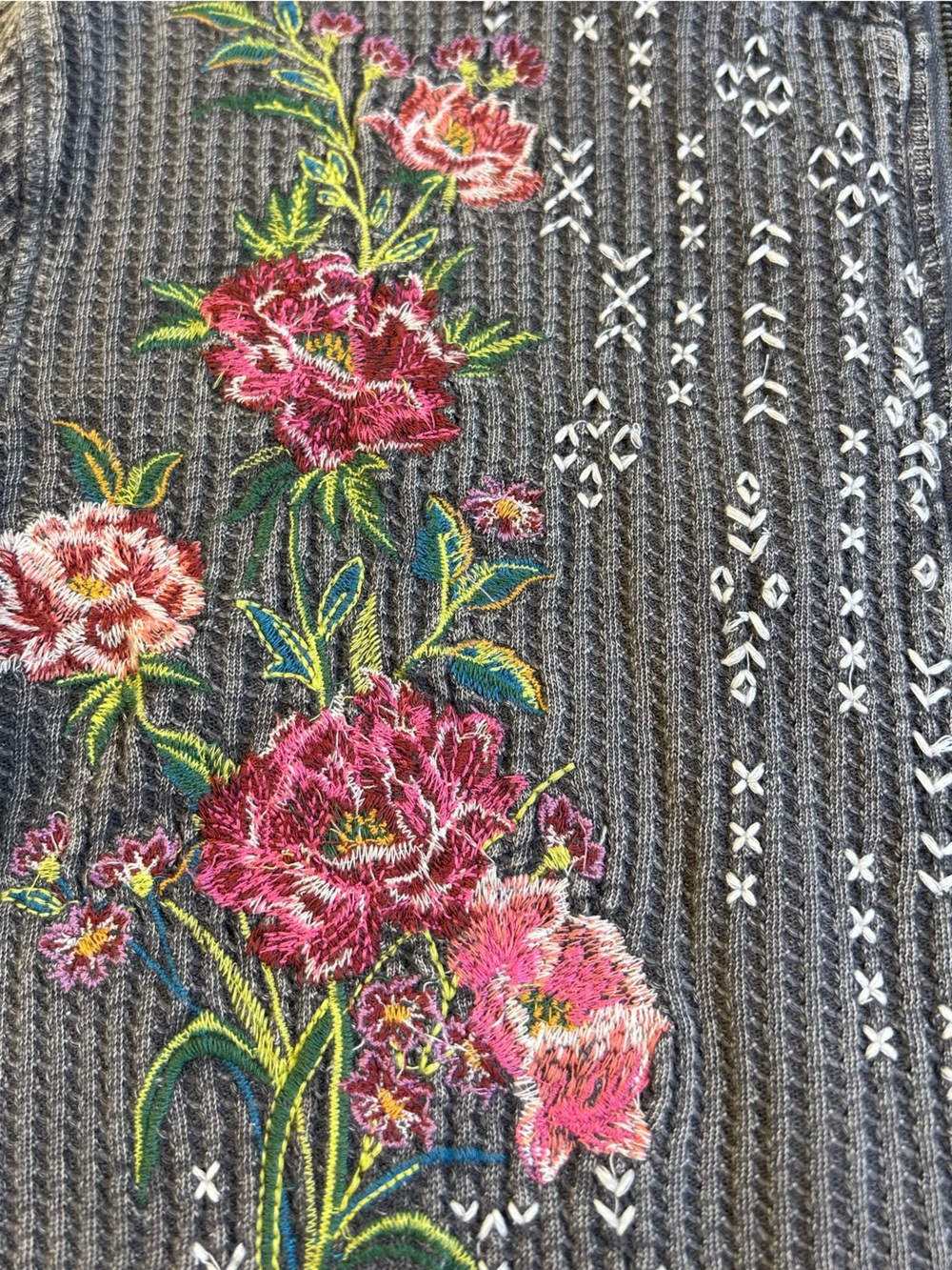SUNDANCE Jolene Floral Embroidered Waffle Knit Zip Hoodie Gray Med Boho Cottage - Picture 3 of 10